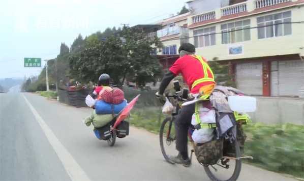 Bé trai 6 tuổi đạp xe đi du lịch cùng bố suốt 25 ngày, chi phí cho cả chuyến đi chưa hết 2 triệu đồng