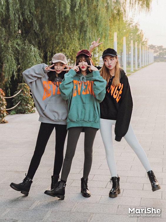 10 cách phối đồ cùng legging đen giúp chị em tự tin xuống phố!