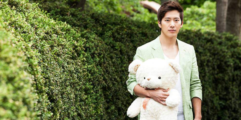 Làm em trai của các nữ thần giải trí tưởng rằng sung sướng mà khổ không ngờ