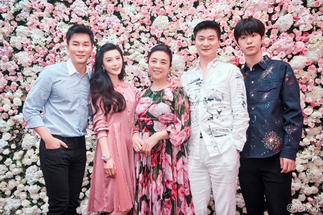 Em trai Phạm Băng Băng dính nghi án trùng tu nhan sắc tại Hàn Quốc, lên top đầu Dispatch và Naver Em trai Phạm Băng Băng dính nghi án trùng tu nhan sắc tại Hàn Quốc, lên top đầu Dispatch và Naver