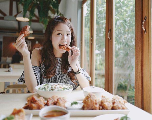 Cách trị sẹo thâm ở chân bằng nguyên liệu từ thiên nhiên!