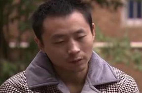 Sát thủ lộ diện từ nút thắt dây thừng trên xác lõa thể