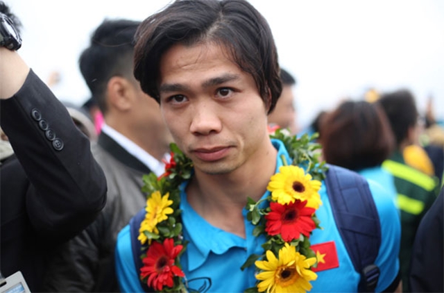 Công Phượng tiêm thuốc giảm đau để đá trận chung kết