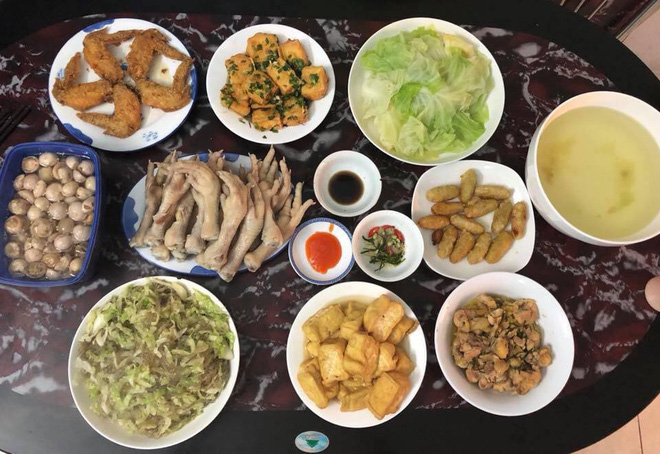Cao thủ chi tiêu Hà Nội: Chỉ tốn 4,5 triệu/tháng tiền chợ cho 4 người lớn mà bữa nào cũng như đại tiệc Cao thủ chi tiêu Hà Nội: Chỉ tốn 4,5 triệu/tháng tiền chợ cho 4 người lớn mà bữa nào cũng như đại tiệc