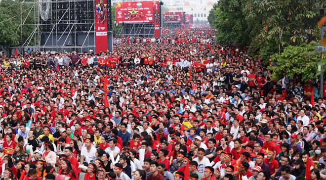 Gặp soái ca U23 Việt Nam, người hâm mộ SG được miễn phí vé