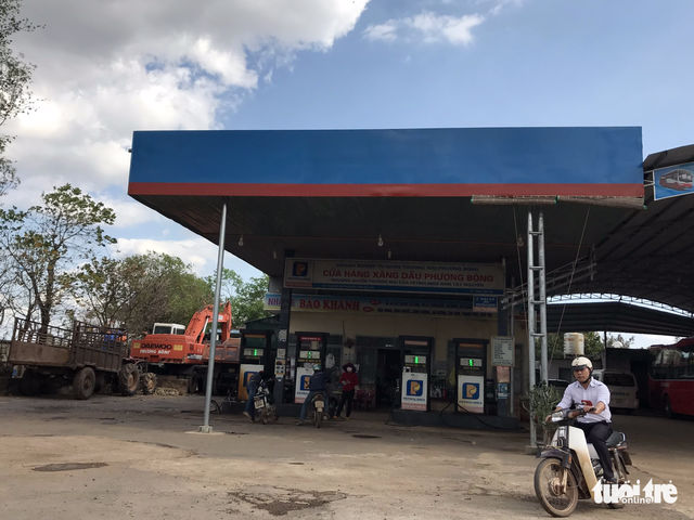 Nguyên chủ tịch huyện có biệt phủ gỗ khủng và nhiều nhà đất