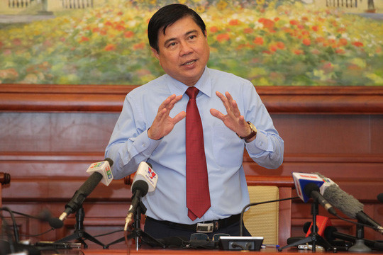 Cấm công chức TP.HCM chúc Tết, tặng quà cho lãnh đạo