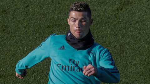 Ronaldo đối diện nguy cơ nghỉ thi đấu vì chấn thương bắp chân Ronaldo đối diện nguy cơ nghỉ thi đấu vì chấn thương bắp chân