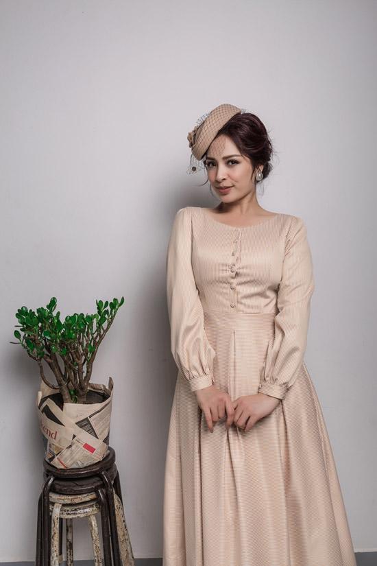 Chị em sinh đôi Thuý Hằng - Thuý Hạnh đẹp không tỳ vết trong bộ hình đón tuổi 40