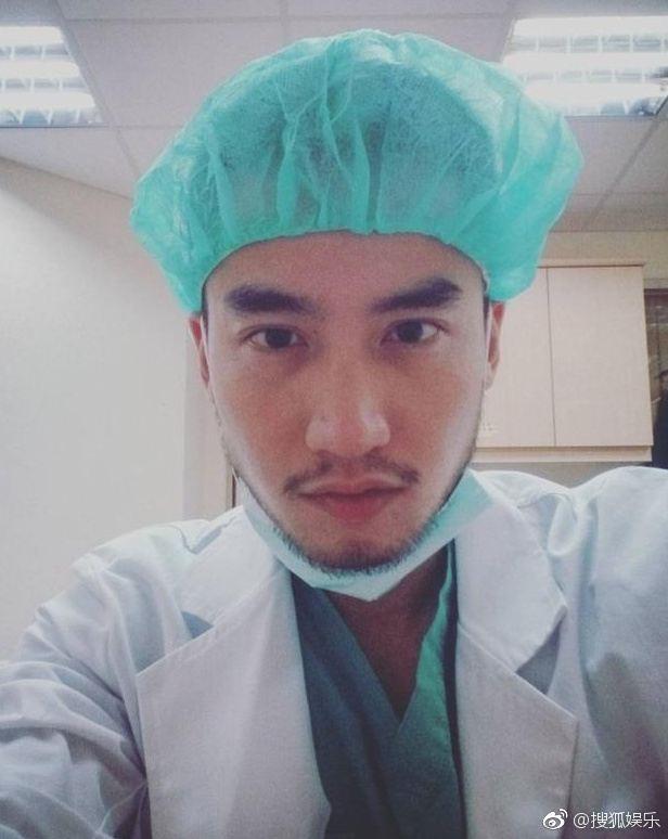 Chung Hân Đồng vừa khoe được cầu hôn, vợ cũ của chồng sắp cưới bất ngờ đăng đàn