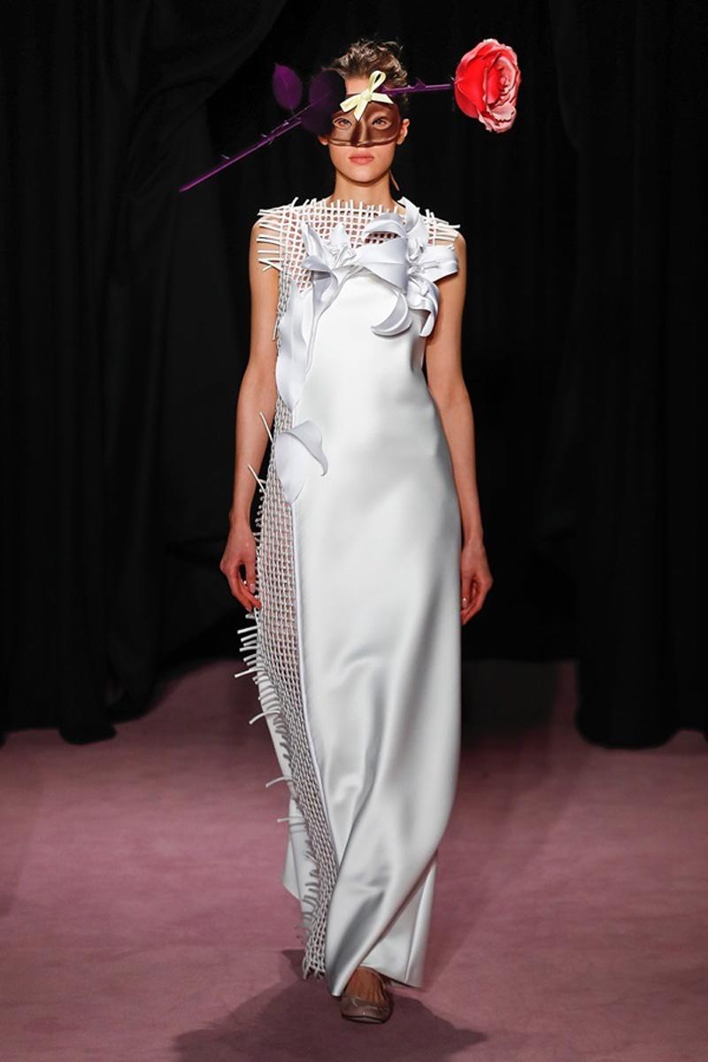 12 mẫu váy mới nhất khiến mọi cô gái khát khao một lần được diện!