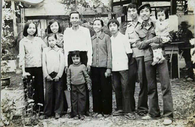 Bất ngờ trước độ chịu chi của phụ nữ xưa mỗi dịp Tết đến, nửa tháng lương cũng không tiếc tay cho thứ mốt này!