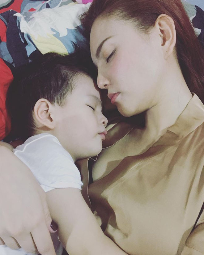 Sau đổ vỡ hôn nhân, Thu Thủy nghẹn lời khi con trai hỏi: Mẹ ơi ba đâu rồi?