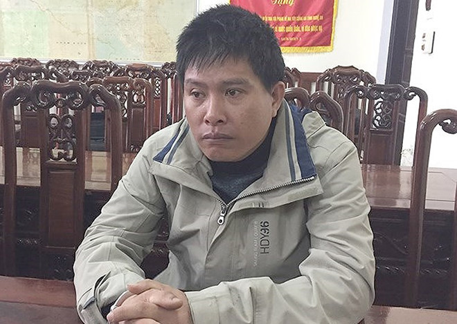 2 kẻ buôn ma túy rút dao chống trả cảnh sát quyết liệt