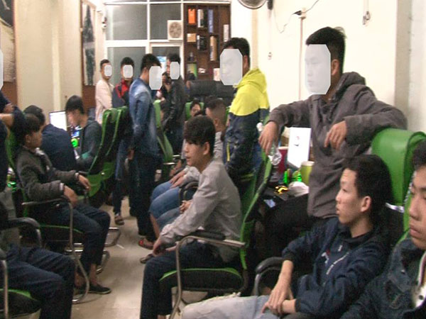 Bắt 9 đối tượng lừa bán tiền giả, chiếm đoạt hàng trăm triệu