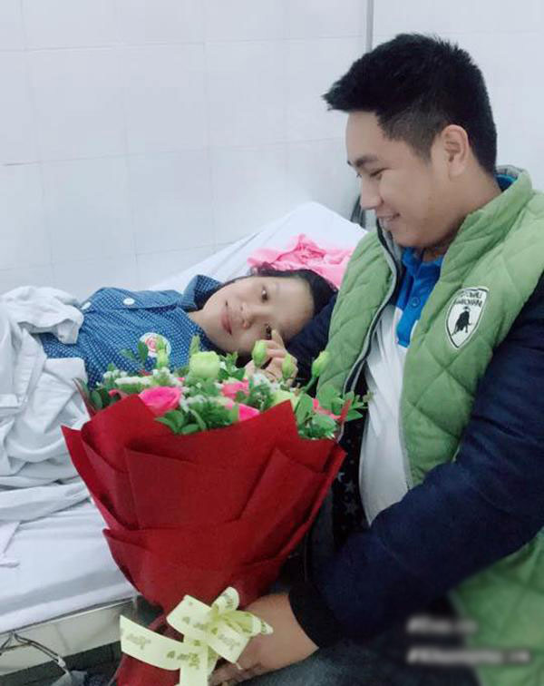 Mẹ sinh con 40 ngày phát hiện ung thư: Chỉ ước sống đến ngày con có ký ức về mẹ