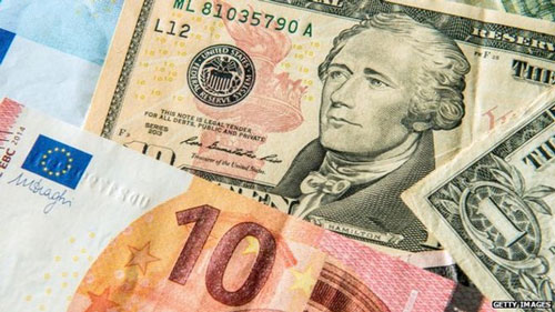 USD xuống đáy 3 năm: Sự bất thường khiến nhà giàu ôm đô lo sợ USD xuống đáy 3 năm: Sự bất thường khiến nhà giàu ôm đô lo sợ