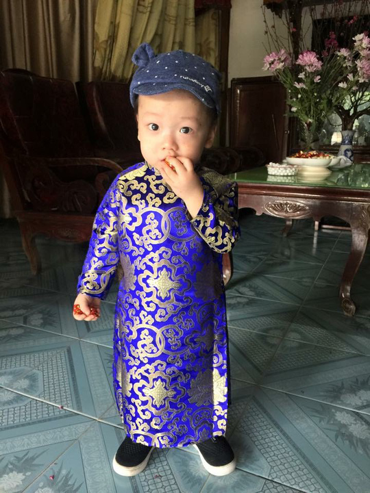 Con trai thiếu uý ung thư nhường sự sống cho con trong vòng tay Bộ trưởng Y tế Con trai thiếu uý ung thư nhường sự sống cho con trong vòng tay Bộ trưởng Y tế