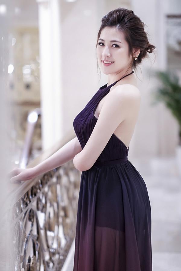 Cứu nguy bản thân khỏi những pha lộ hàng nhờ áo lót chuyên trị đồ hở!