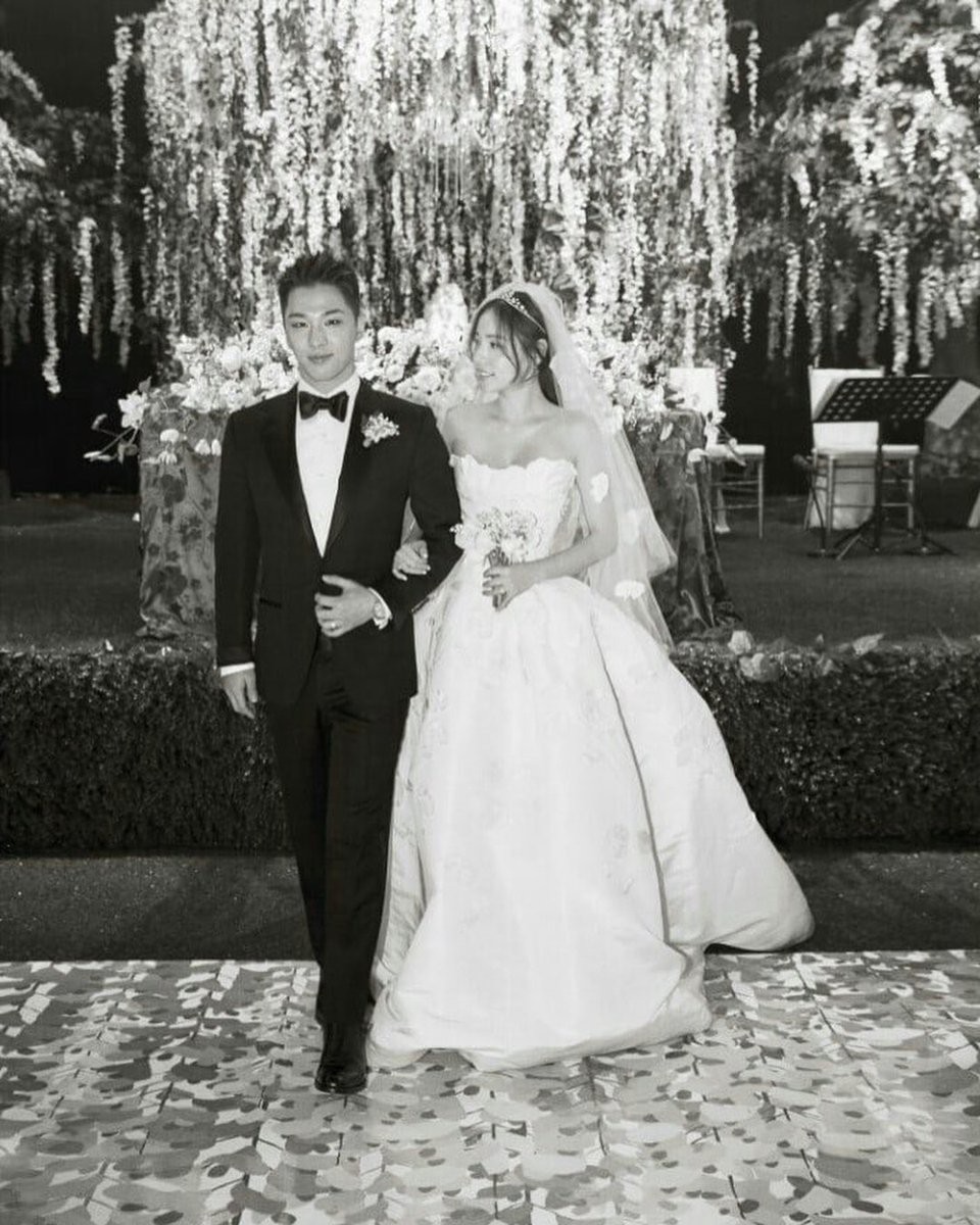 Tiết mục đỉnh cao nhất tiệc cưới Taeyang: Chú rể cùng thánh nhảy cover Jo Se Ho đọ vũ đạo chuyên nghiệp