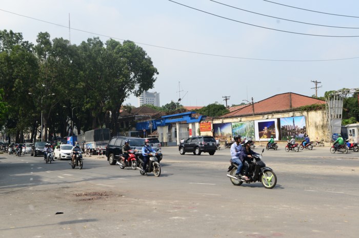 Đường Tôn Đức Thắng thay đổi bất ngờ sau khi hàng cổ thụ bị đốn hạ