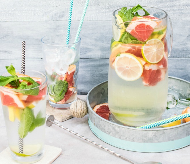 9 điều nên làm để môi bớt khô nẻ, bong tróc trong ngày đông