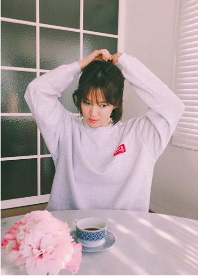Song Hye Kyo khoe ảnh mới nhất lên mạng xã hội, fan chỉ biết thốt lên: Song Joong Ki chăm vợ thật khéo Song Hye Kyo khoe ảnh mới nhất lên mạng xã hội, fan chỉ biết thốt lên: Song Joong Ki chăm vợ thật khéo
