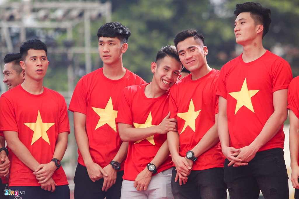 Khoảnh khắc đáng yêu của các chàng trai U23 Việt Nam ở lễ vinh danh