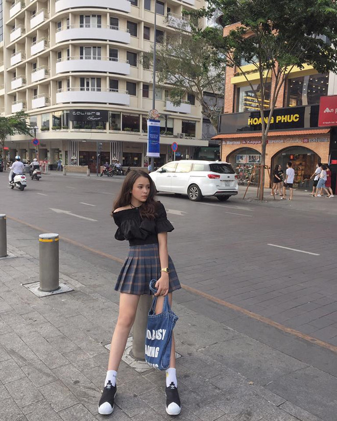 Hot girl lai 10X thường bị trêu vì mang họ độc đáo Tôn Nữ Hot girl lai 10X thường bị trêu vì mang họ độc đáo Tôn Nữ