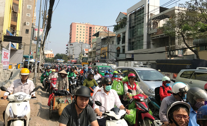 Ùn tắc trùng trùng, lớp lớp những ngày cận Tết