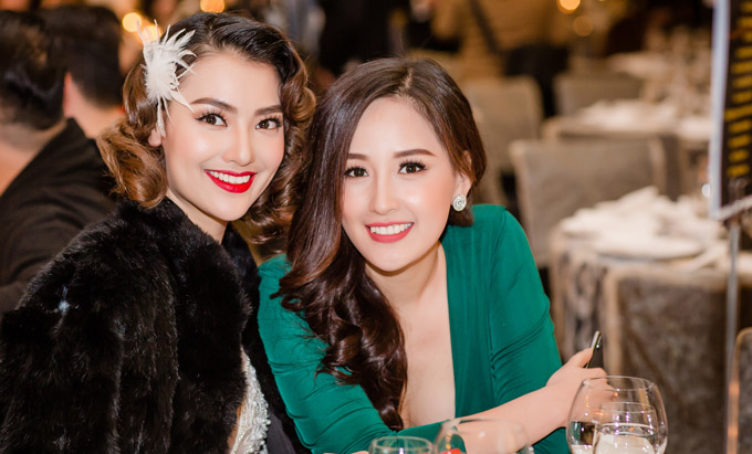 Mai Phương Thúy hở trọn bầu ngực giữa trời đông 10 độ C