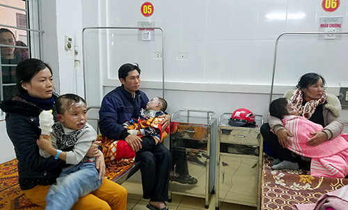 Nổ bình gas tại trường tiểu học, bảy học sinh bỏng nặng