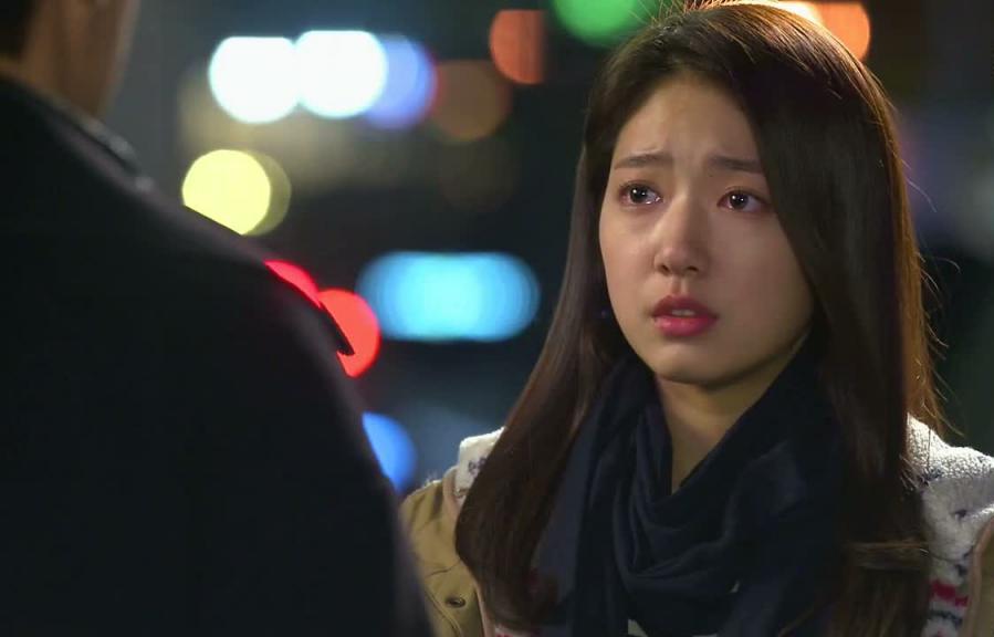 Chẳng ai yêu mãi được một người, quan trọng ai sẽ vì mình mà ở lại