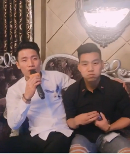 Đứng hình Bùi Tiến Dũng, Văn Thanh...đẹp như soái ca, hát cực hay