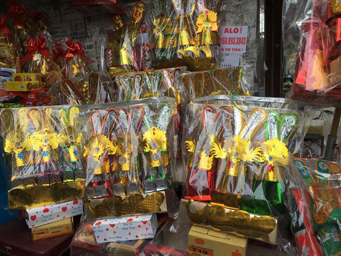 Thị trường đồ lễ ông Công, ông Táo trầm lắng