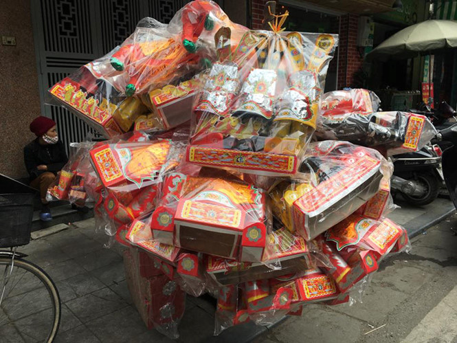 Thị trường đồ lễ ông Công, ông Táo trầm lắng