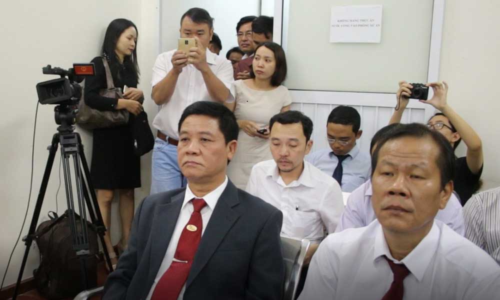 Grab ‘xúi’ Vinasun kiện Bộ Giao thông vận tải