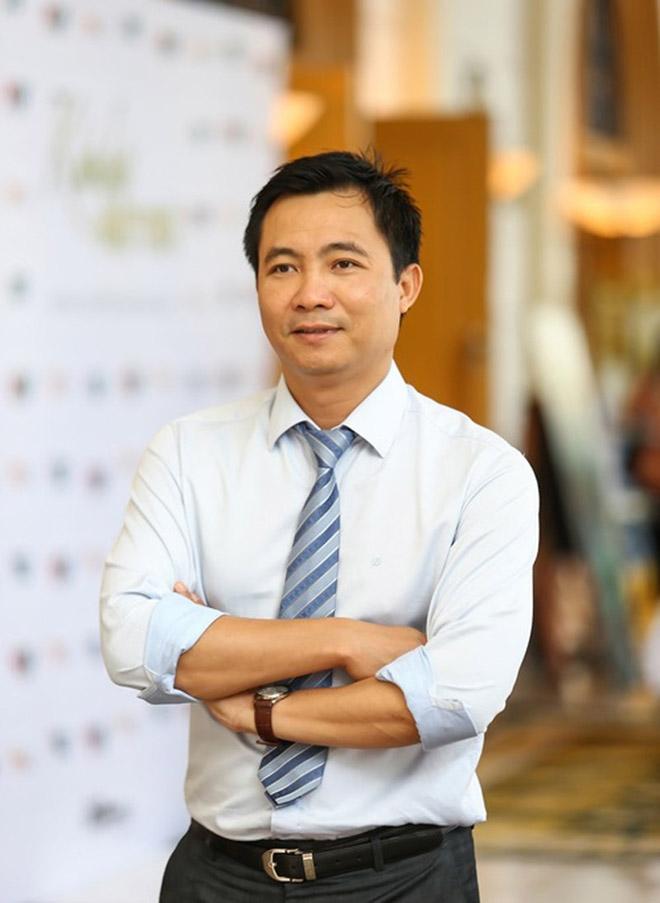 Hôn nhân trái ngược ít ai biết của 2 ông trùm Táo Quân