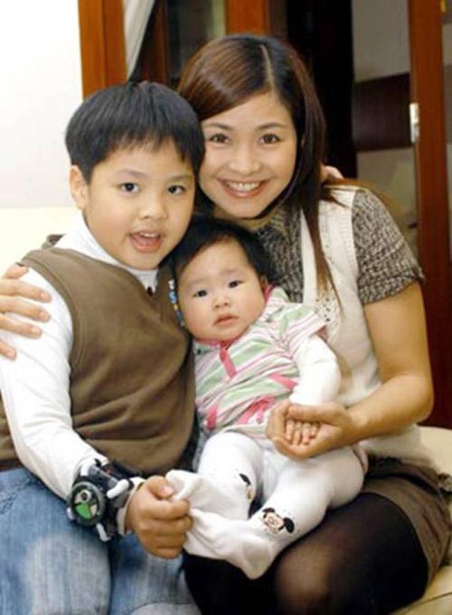 Hôn nhân trái ngược ít ai biết của 2 ông trùm Táo Quân Hôn nhân trái ngược ít ai biết của 2 ông trùm Táo Quân