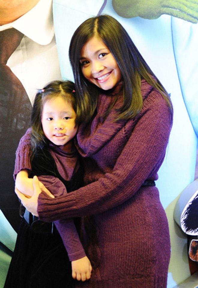 Hôn nhân trái ngược ít ai biết của 2 ông trùm Táo Quân