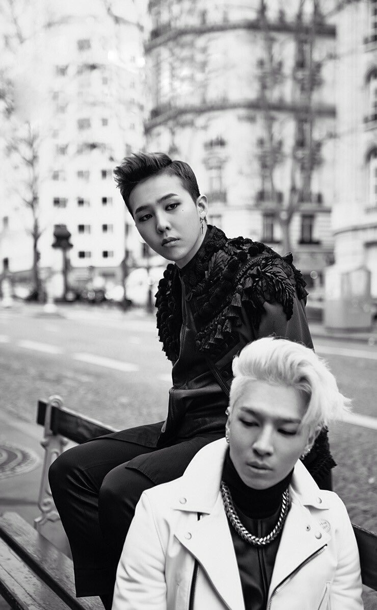 Clip: G-Dragon lặng lẽ khóc, cố gạt đi nước mắt khi chứng kiến bạn thân 18 năm Taeyang cưới vợ Clip: G-Dragon lặng lẽ khóc, cố gạt đi nước mắt khi chứng kiến bạn thân 18 năm Taeyang cưới vợ
