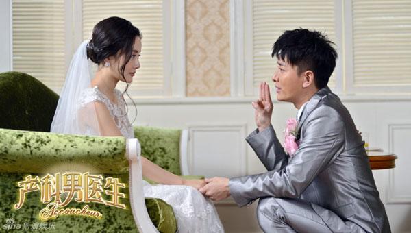 Sau tin cố tình có bầu, Lý Tiểu Lộ lại bị tung loạt ảnh ôm hôn Giả Nãi Lượng