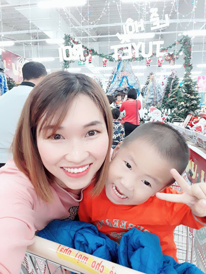 Cận Tết, dân công sở nhộn nhịp đi buôn đặc sản, mấy ngày cuối năm hốt bạc bằng cả tháng lương