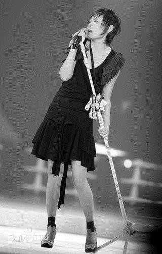 Chuyện cuộc đời nữ ca sĩ tài ba nhưng bất hạnh: Chồng cũ và chồng mới tranh chấp gia sản ngay khi vợ tự tử