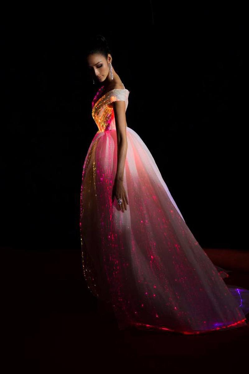 3 mỹ nhân Việt chịu chơi nhất trên thảm đỏ khi mặc váy phát sáng vừa đẹp vừa nổi!