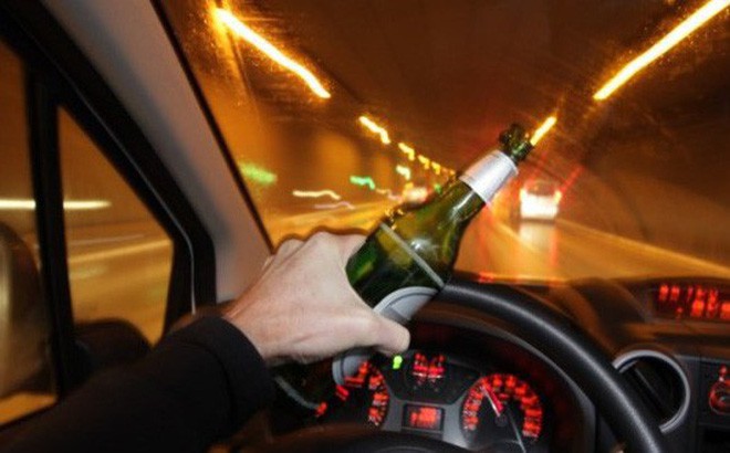 Tết sắp về và những chuyện rợn tóc gáy khi ma men cầm lái Tết sắp về và những chuyện rợn tóc gáy khi ma men cầm lái