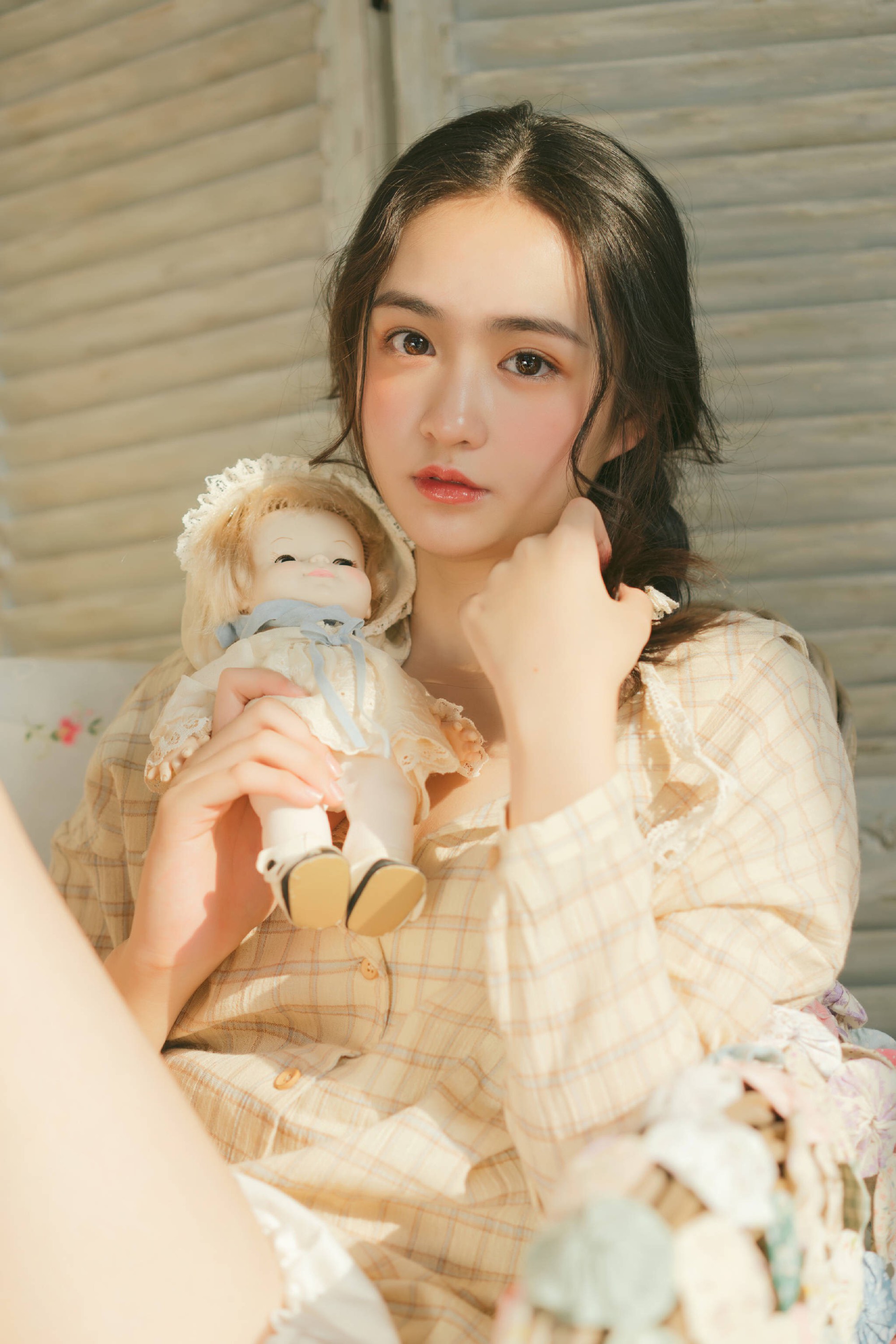 Cô bạn Trung Quốc mặt tròn, má phính mà vẫn cực xinh