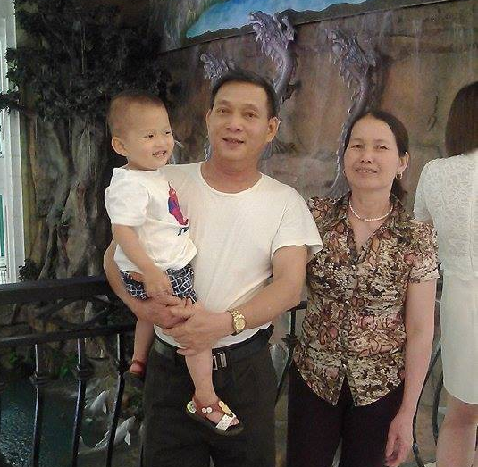 Giữa cuộc chiến tranh luận năm nay ăn Tết nhà ngoại hay nhà nội, hội chị em nói gì?