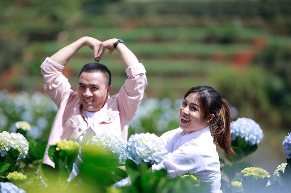 Tuổi U40, MC Hoàng Linh vẫn nhận mới tuổi đôi mươi bên chồng mới