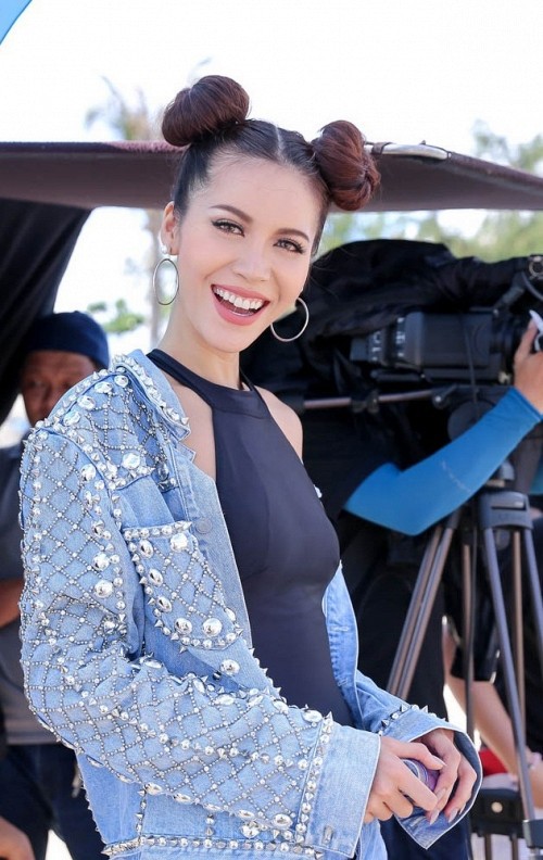 Tóc búi Na Tra chưa ngừng hot trong năm 2018, tiếp tục giúp sao Việt ăn gian tuổi cực đỉnh